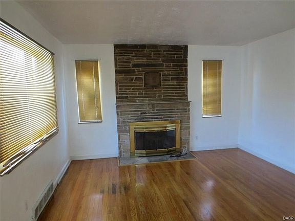 2nd image of 1427 Philadelphia Dr