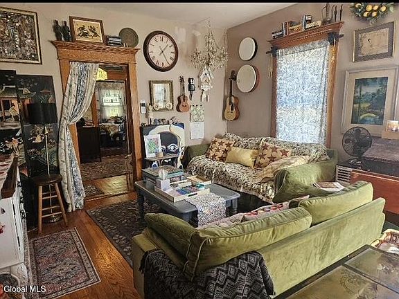 4th image of 99 Montgomery Street