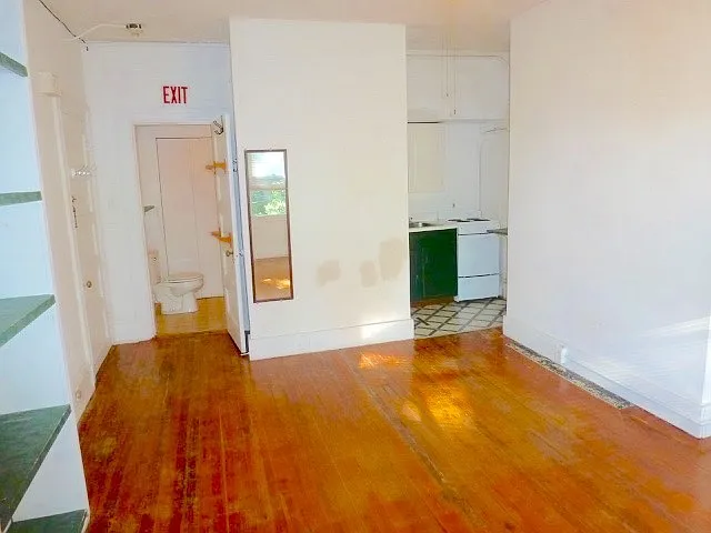 126 Saint Marys St #4 — Photo 4