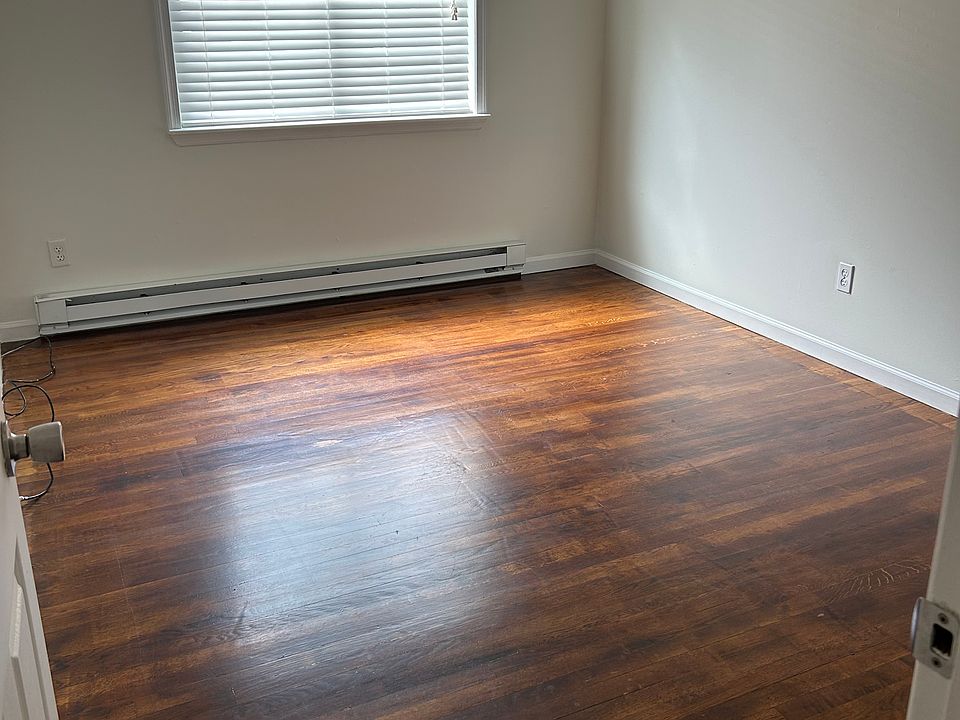 1st image of 215 Washington St APT 35