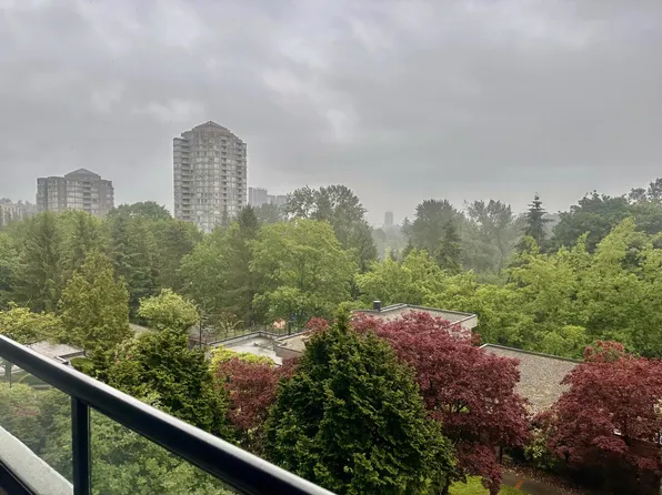 3980 Carrigan Ct #501, Burnaby, BC V3N 4S6