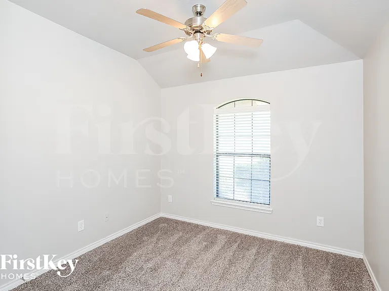 2213 Brandy Dr — Photo 12