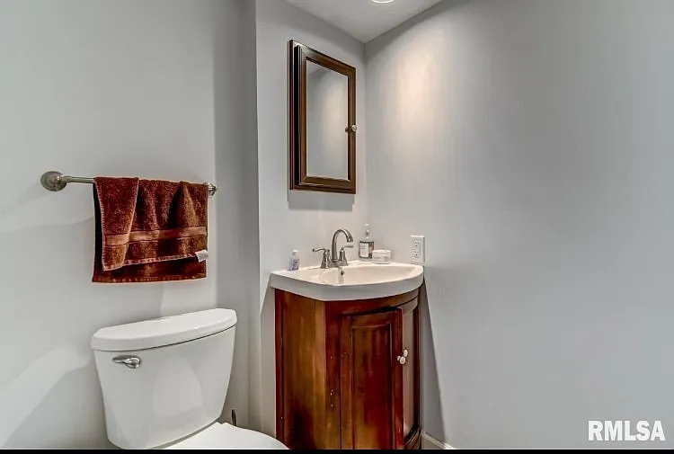 2901 Interlacken Dr #2901 — Photo 7