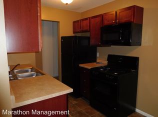 834 3rd Ave APT 103, Excelsior, MN 55331