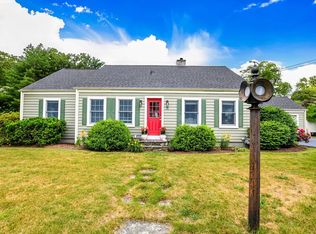 15 George St, Dartmouth, MA 02748