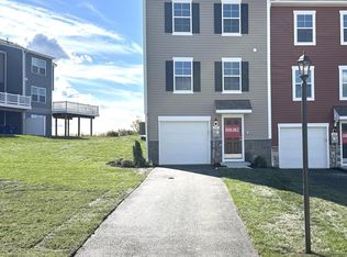 171 Homestead Dr, Hanover, PA 17331