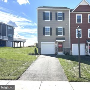 171 Homestead Dr, Hanover, PA, 17331