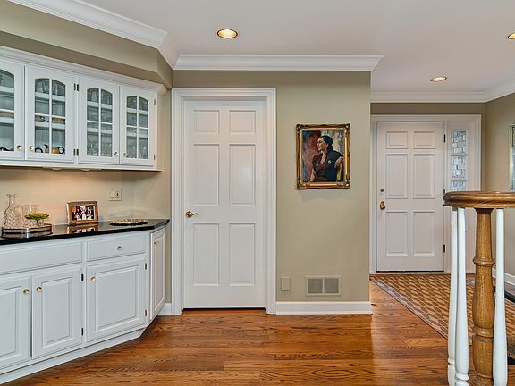 4th image of 7 Tartan Lakes Cir