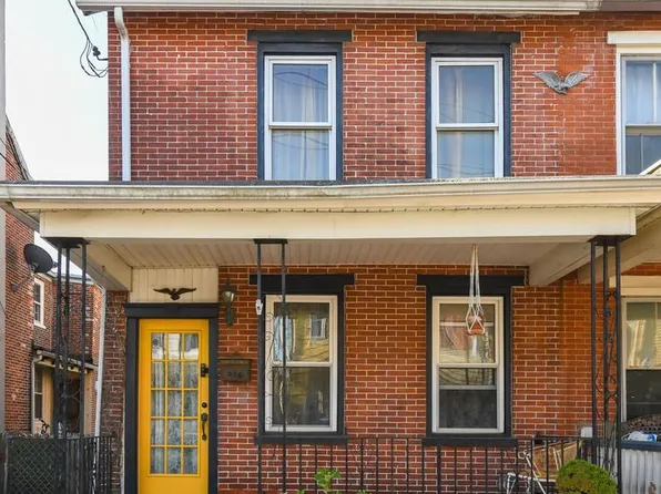 326 Penn St, Burlington, NJ 08016