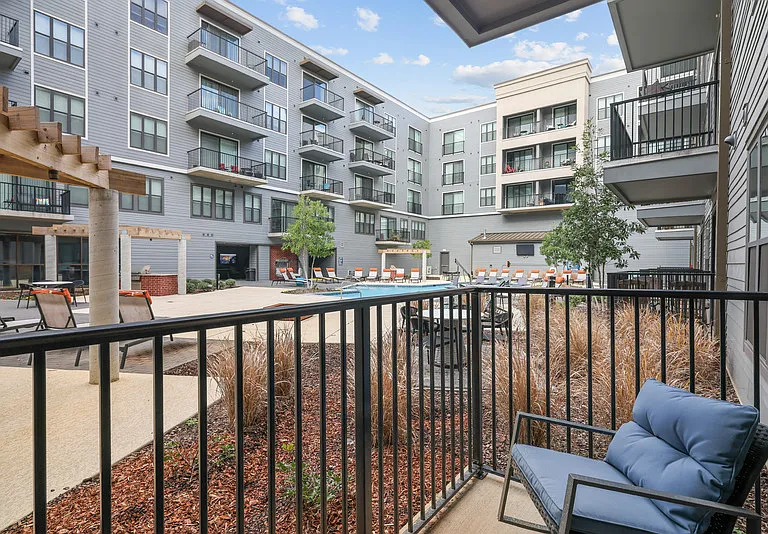 Eclipse Residences — Photo 33