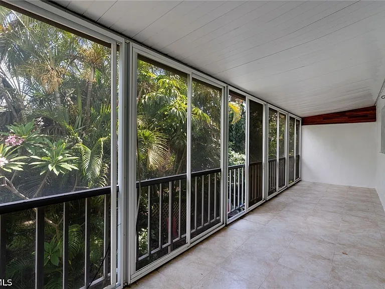 2828 Jackson St #M5 — Photo 5