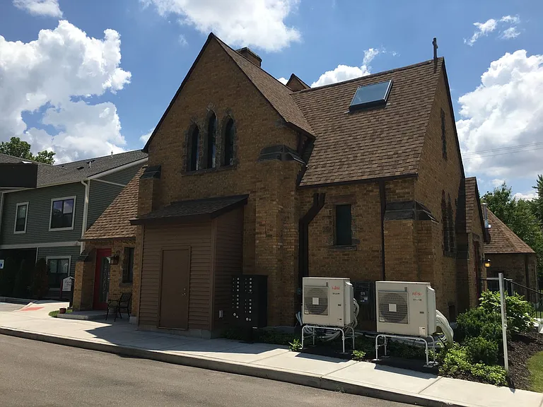 Beautiful apartment in a redeveloped church - Creston neighborhood. — Photo 10
