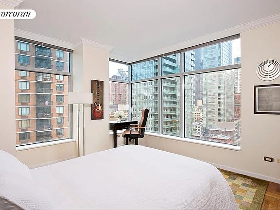 5th image of 250 E 54th St APT 14F