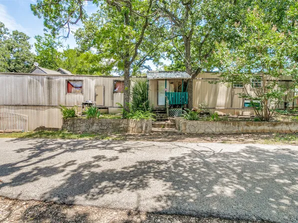 73 Live Oak St, Alvarado, TX 76009