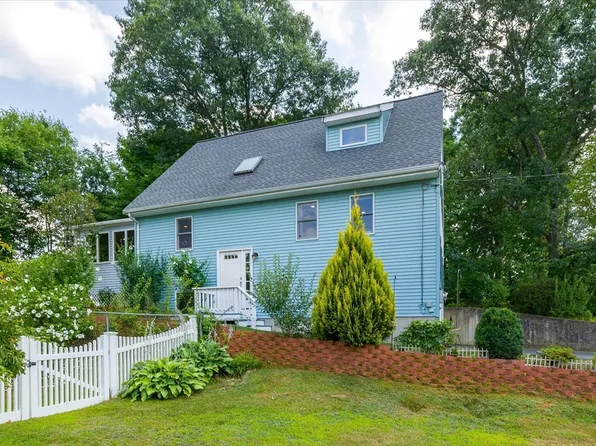 18 Baldwin Ave, Marlborough, MA 01752