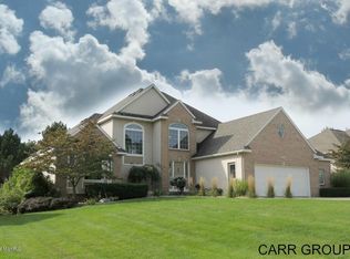 3056 View Point St SW, Jenison, MI 49428