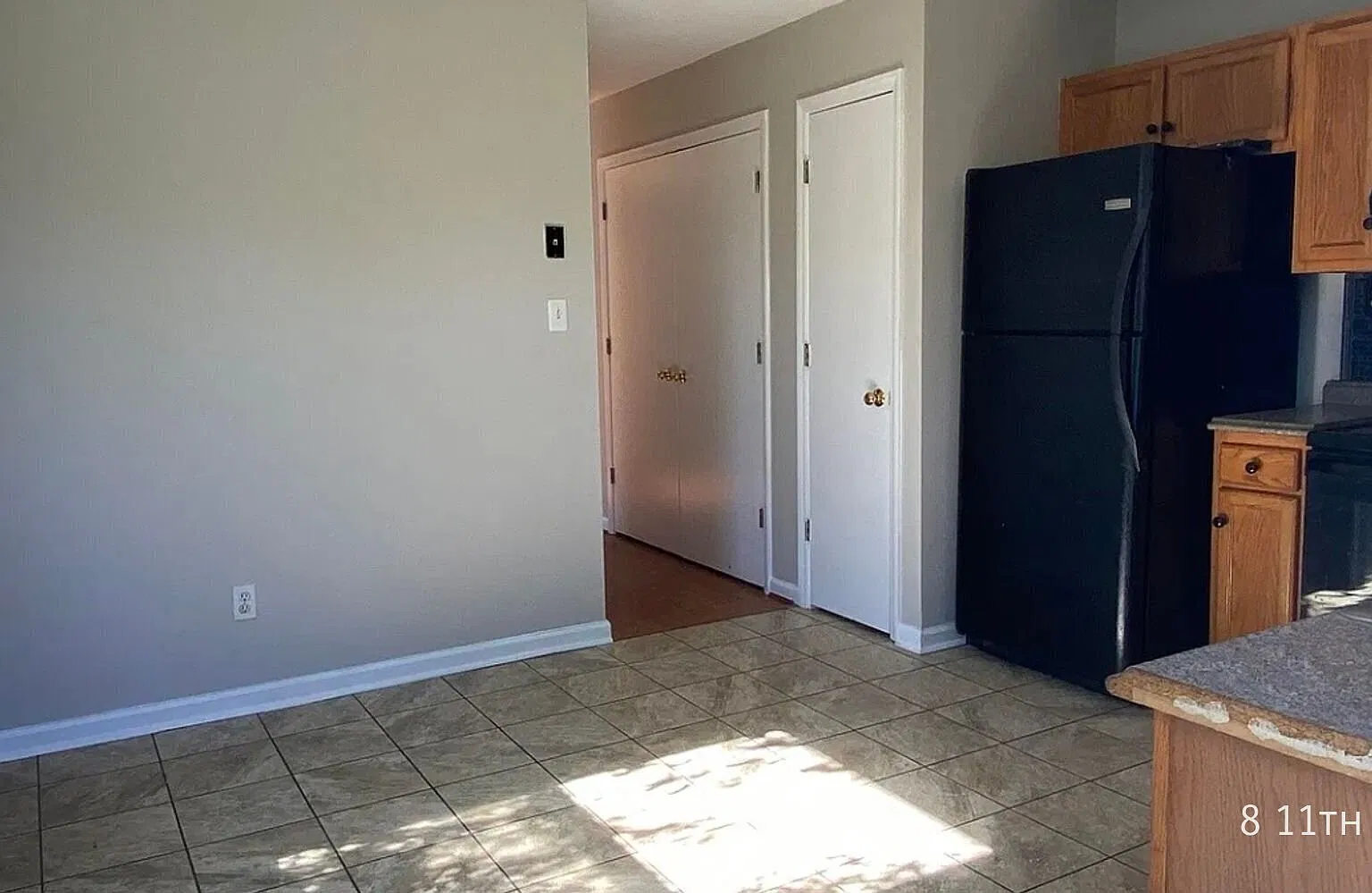 Charming 2-Bedroom, 1-Bath Single-Family Home — Photo 4