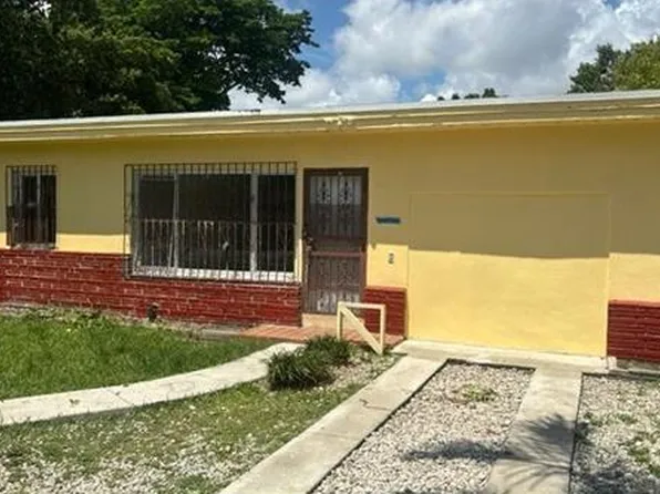 7944 NW 1st Pl, Miami, FL 33150