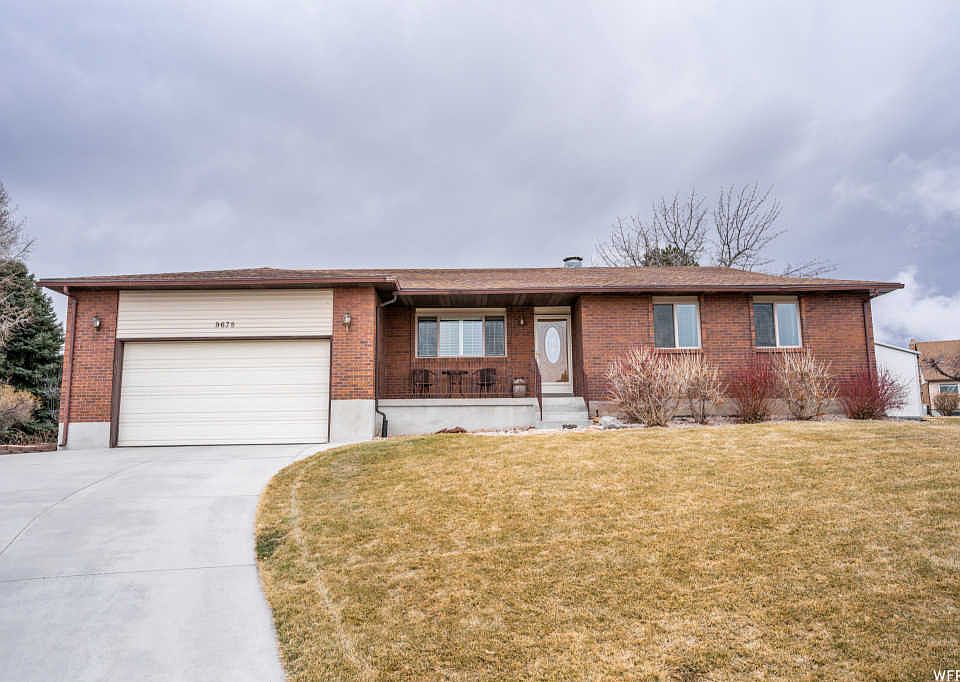 1st image of 9678 S Paisley Cir