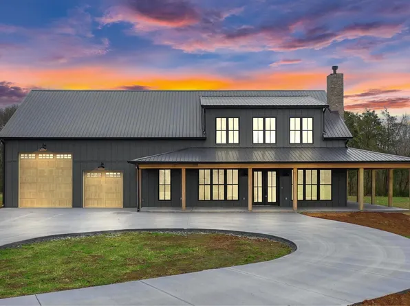 804 Longview Rd, Shelbyville, TN 37160