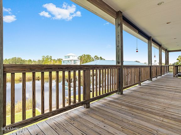 4th image of 4166 Old Lazy River Rd
