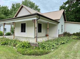 129 N East St, Winamac, IN 46996