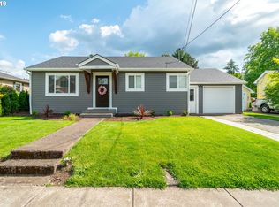 745 Taylor St, Mount Angel, OR 97362