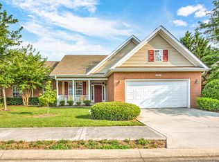 113 Devanshire Ct, Oak Ridge, TN 37830