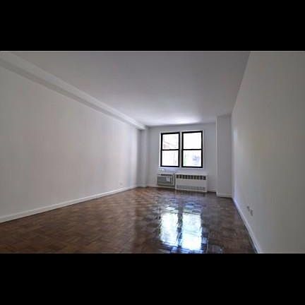 2nd image of 150 E 18th St #2S+