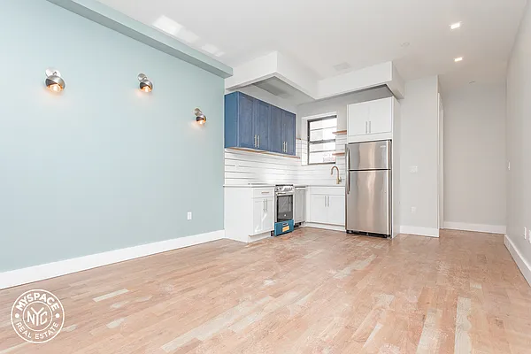 Rented by MySpaceNYC | media 15