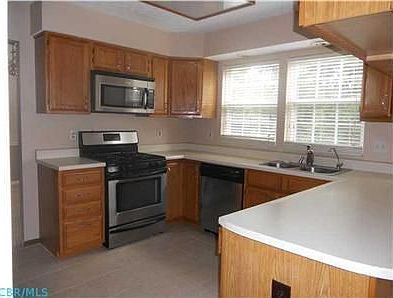 5th image of 959 Dunmore Ct