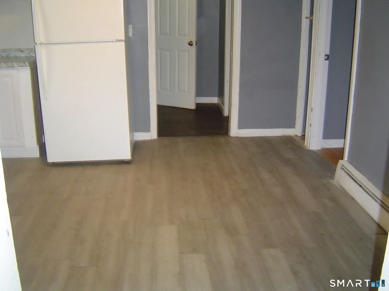 2 bed, 1.0 bath, 913 sqft, $1,600 — Photo 4