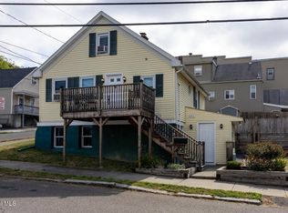 1046 1st St, Rensselaer, NY 12144