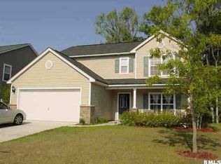70 Shadow Moss Dr, Beaufort, SC 29906
