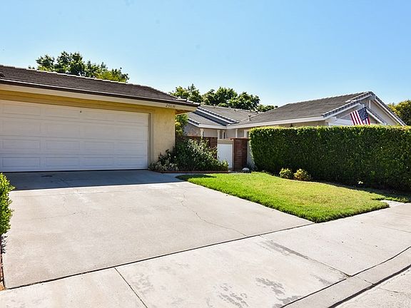 2nd image of 25636 Ramada Dr
