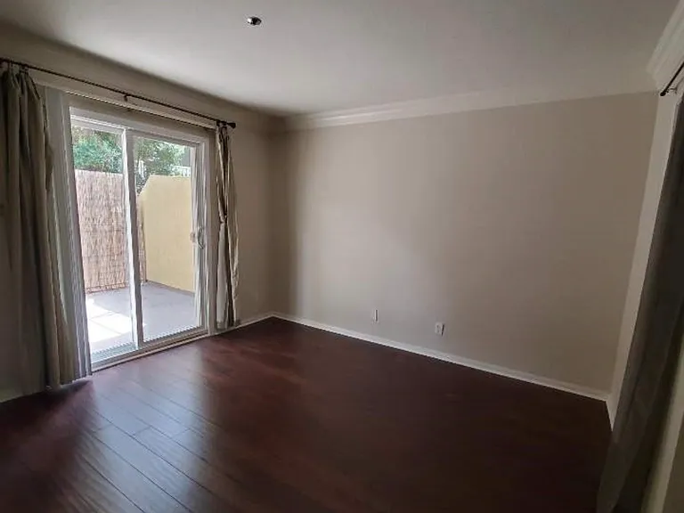 729 S Knott Ave #127 — Photo 11