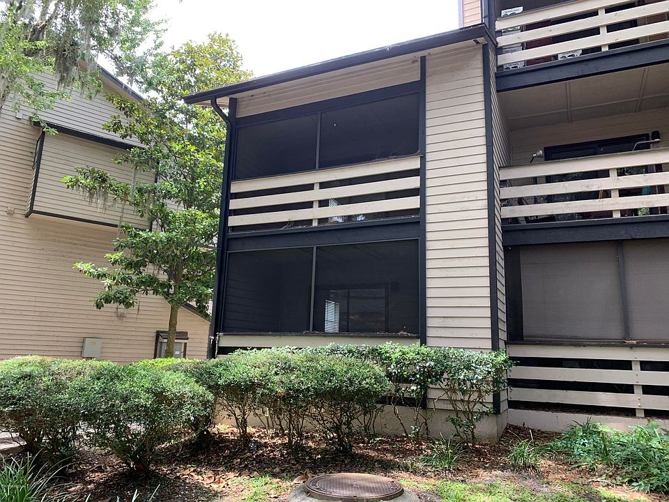 1st image of 1604 Arcadia Dr Unit 201
