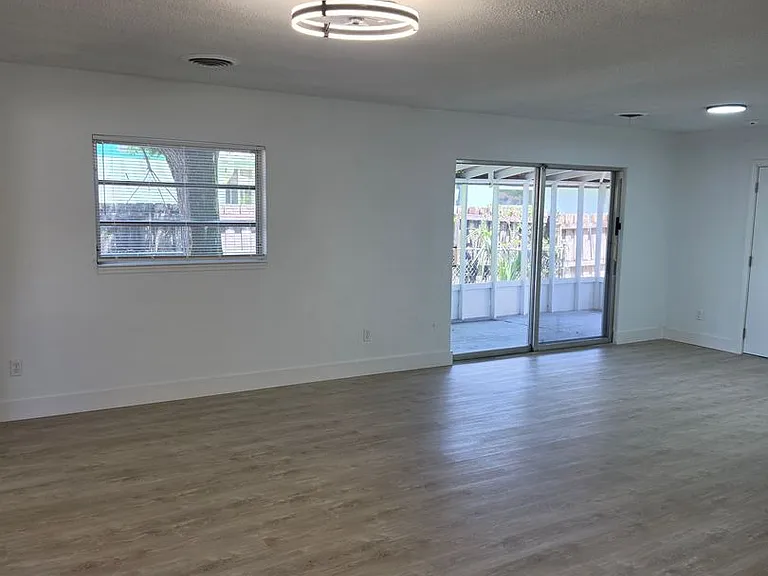 640 Westward Cir — Photo 12