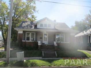 440 E Ash St, Canton, IL 61520