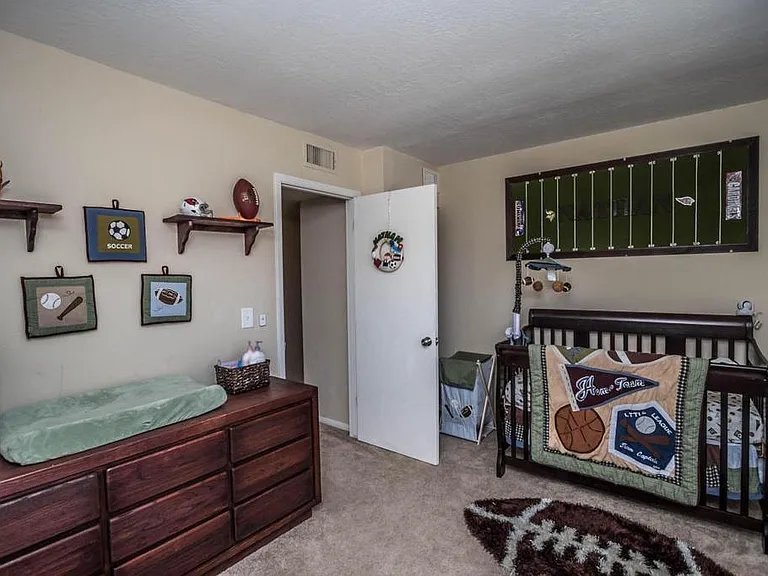 4348 E Maldonado Dr — Photo 10