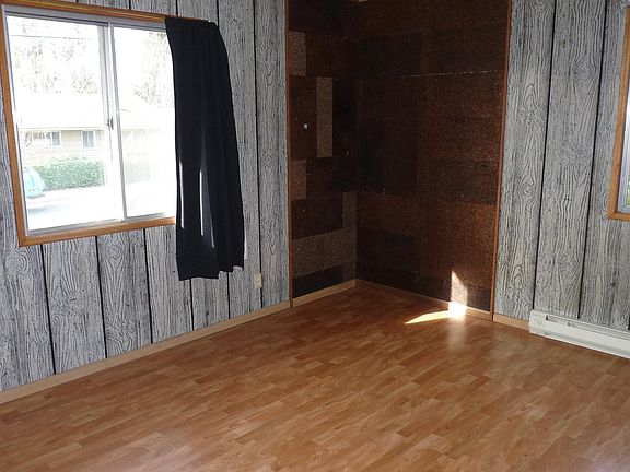 Front Bedroom