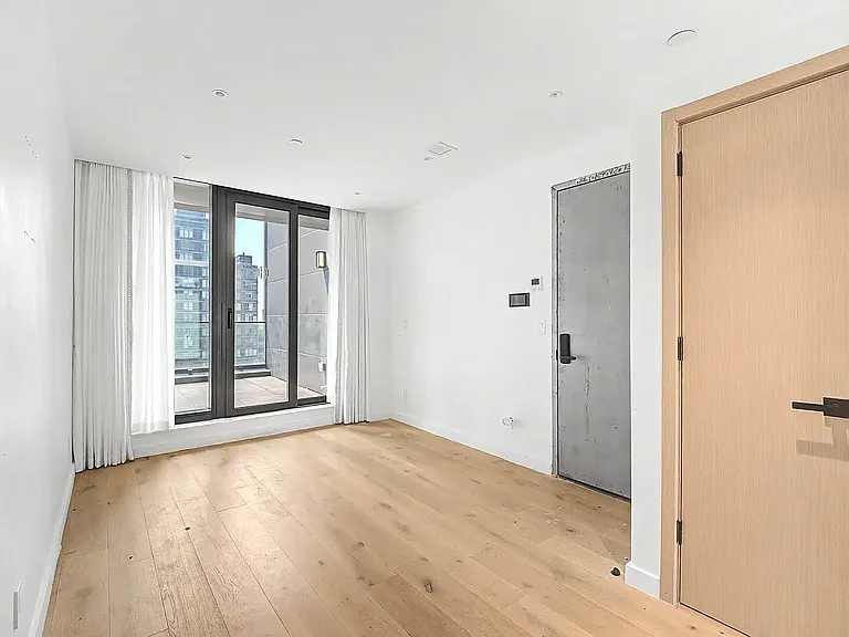 42-62 Hunter St #10A — Photo 10