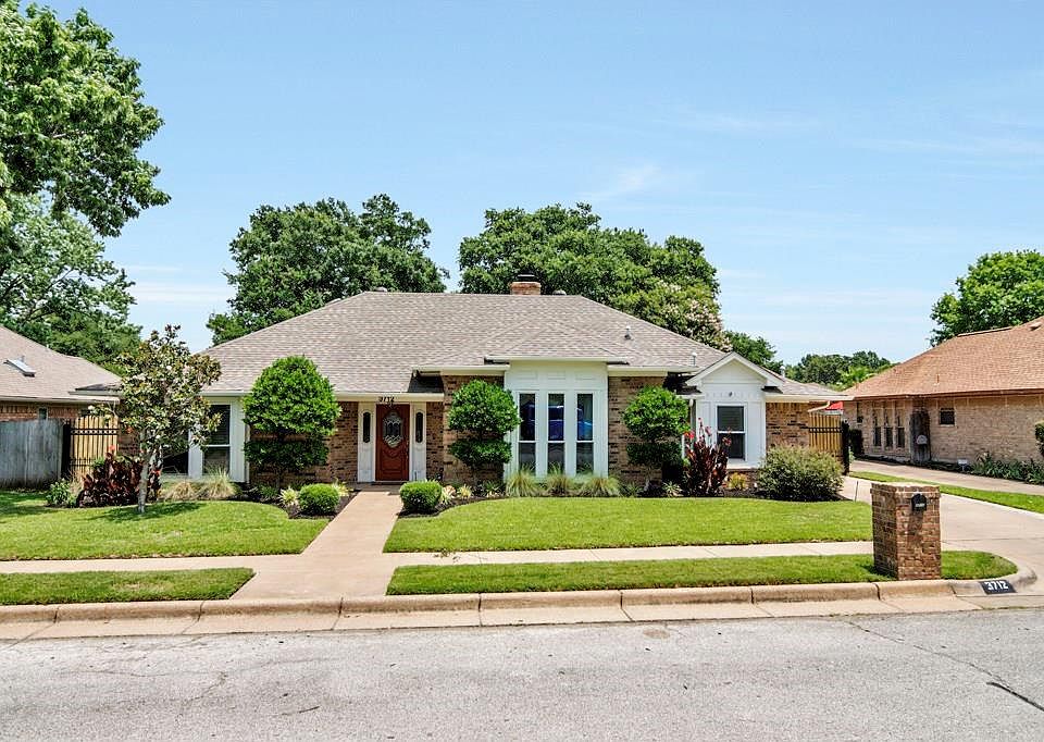 1st image of 3712 Woodmont Ct
