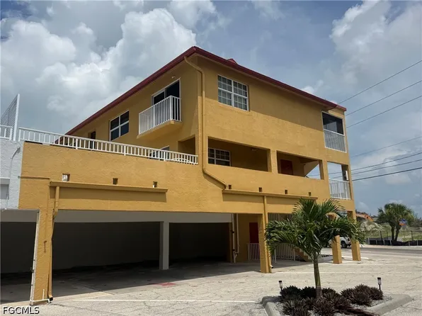 2550 Estero Blvd APT 12, Fort Myers Beach, FL 33931