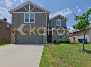 1108 NW 6th St, Newcastle, OK 73065