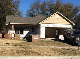 127 W Bryan Ave, Sapulpa, OK 74066