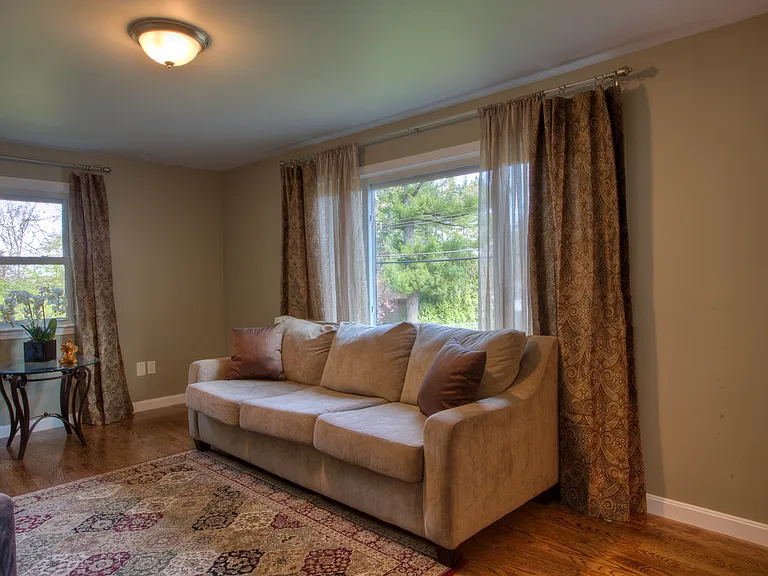 9 Timberline Dr — Photo 2