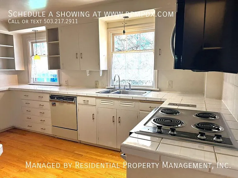 1938 SW Edgewood Rd — Photo 18