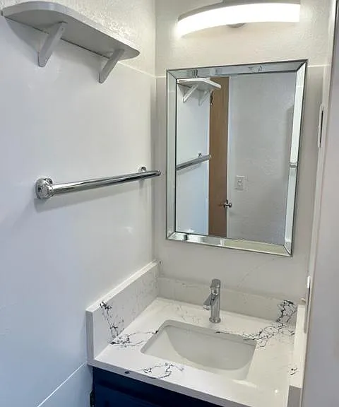 410 E 2nd St — Photo 12
