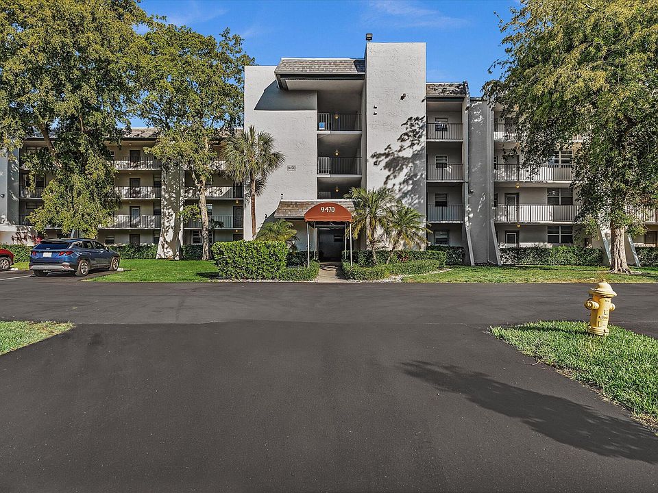 1st image of 9470 Poinciana Pl APT 303